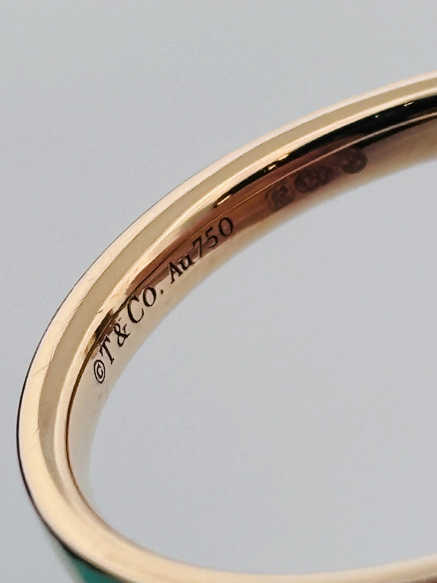 Tiffany & Co. T Wire Or Jaune 18K Taille 59
