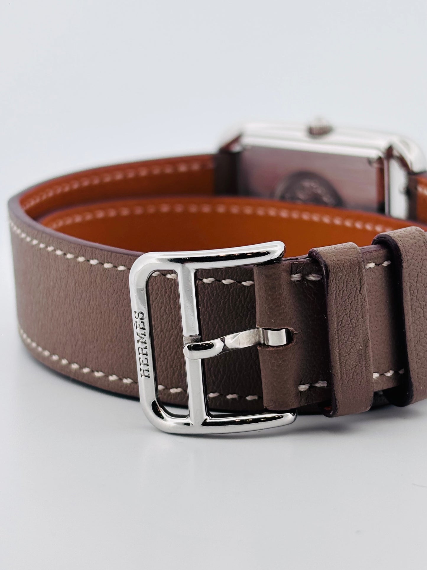 Hermès Cape Cod GM Tonneau Acier Quartz Ref. CC2.710
