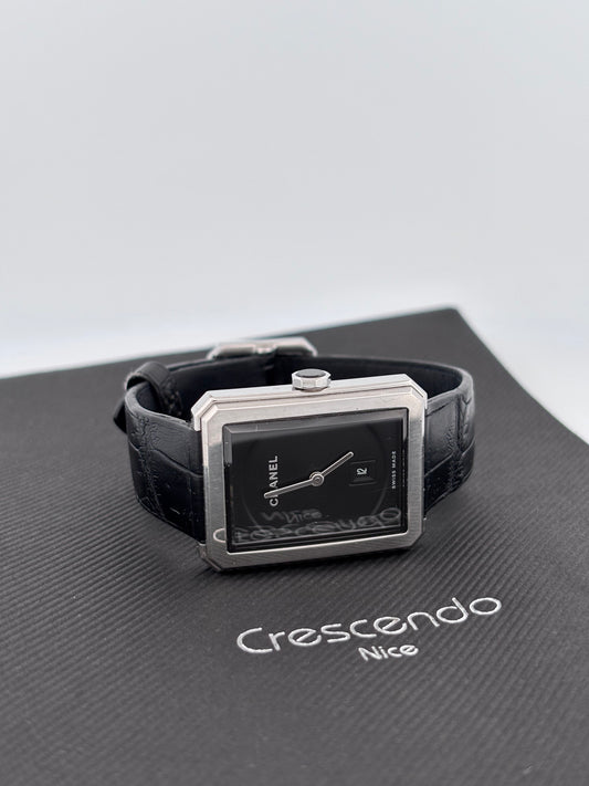 CHANEL | Montre Boy·Friend | Acier | Cadran noir laqué | Bracelet cuir alligator noir