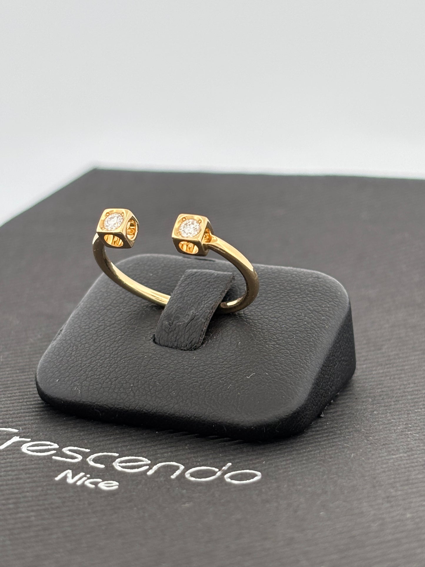 DINH VAN | Bague “Seventies” | Or jaune 18K & Diamants | 2,2 g