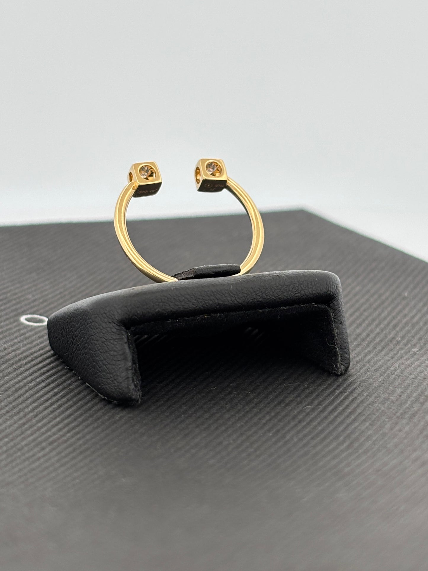 DINH VAN | Bague “Seventies” | Or jaune 18K & Diamants | 2,2 g