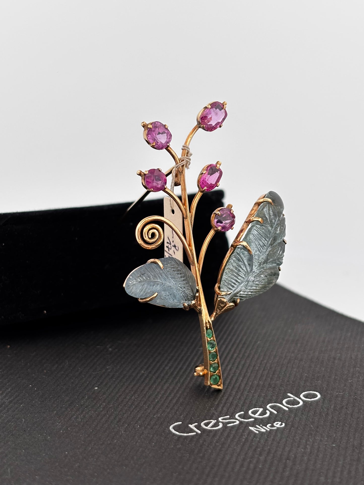 Broche gold rubi eme