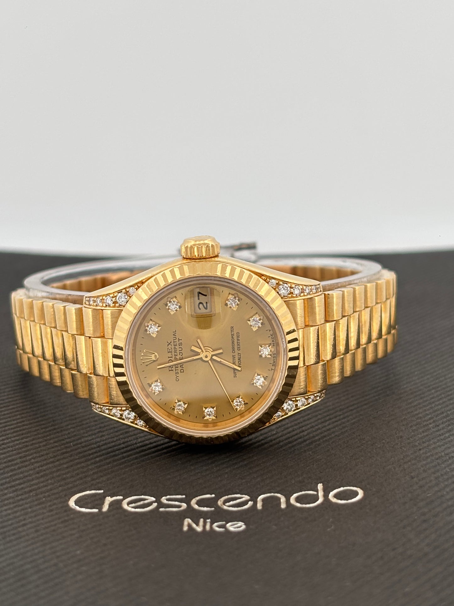 ROLEX – Lady-Datejust | Or jaune 18K | Cadran champagne diamants | Bracelet Président