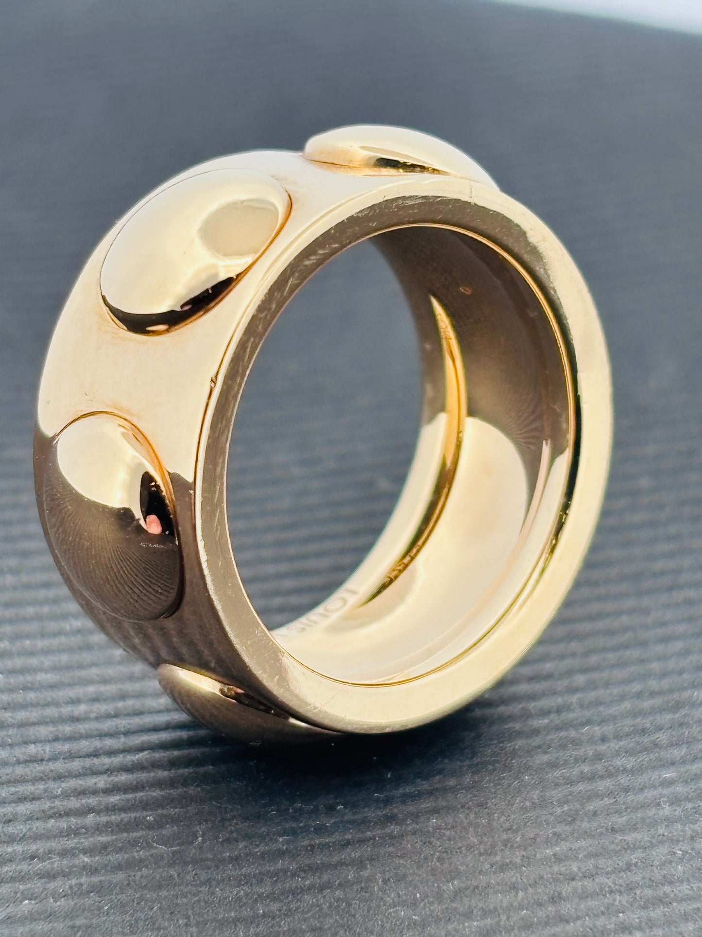 Louis Vuitton Bague Empreinte Or Jaune 18K | Taille 53