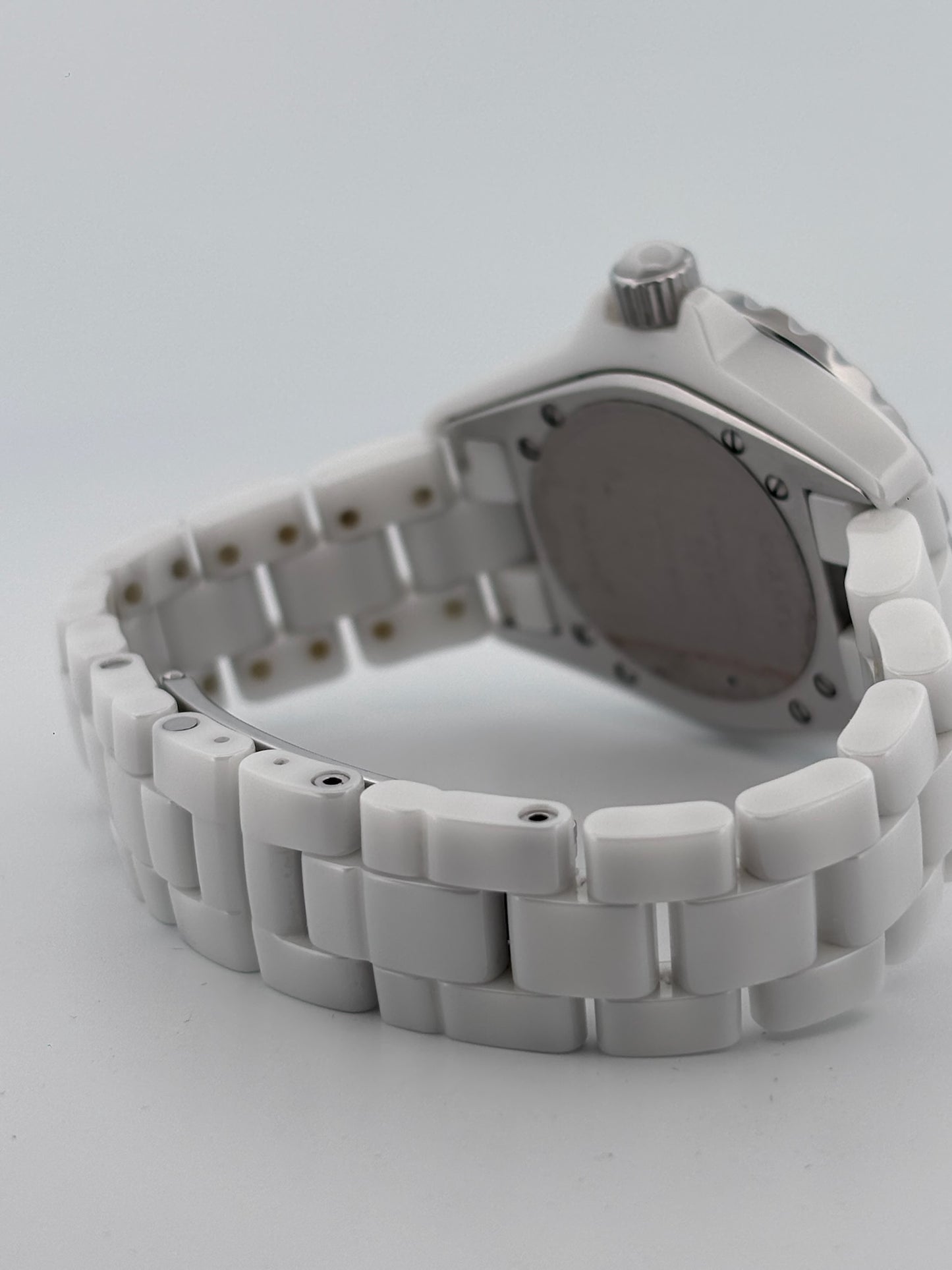 Chanel J12 33 mm Céramique Blanche & Diamants Réf. H0967
