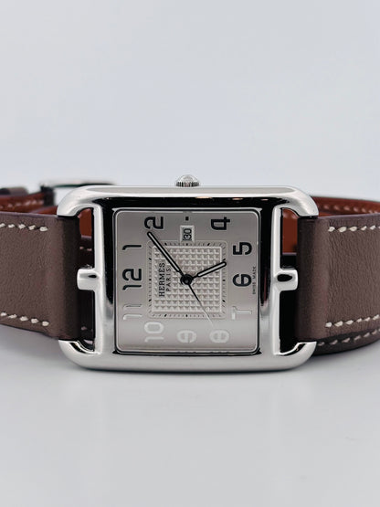 Hermès Cape Cod GM Tonneau Acier Quartz Ref. CC2.710
