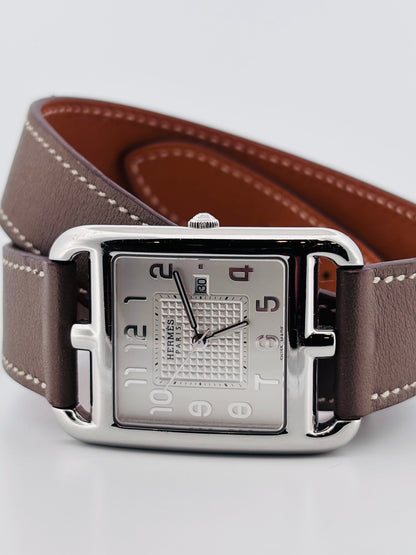 Hermès Cape Cod GM Tonneau Acier Quartz Ref. CC2.710