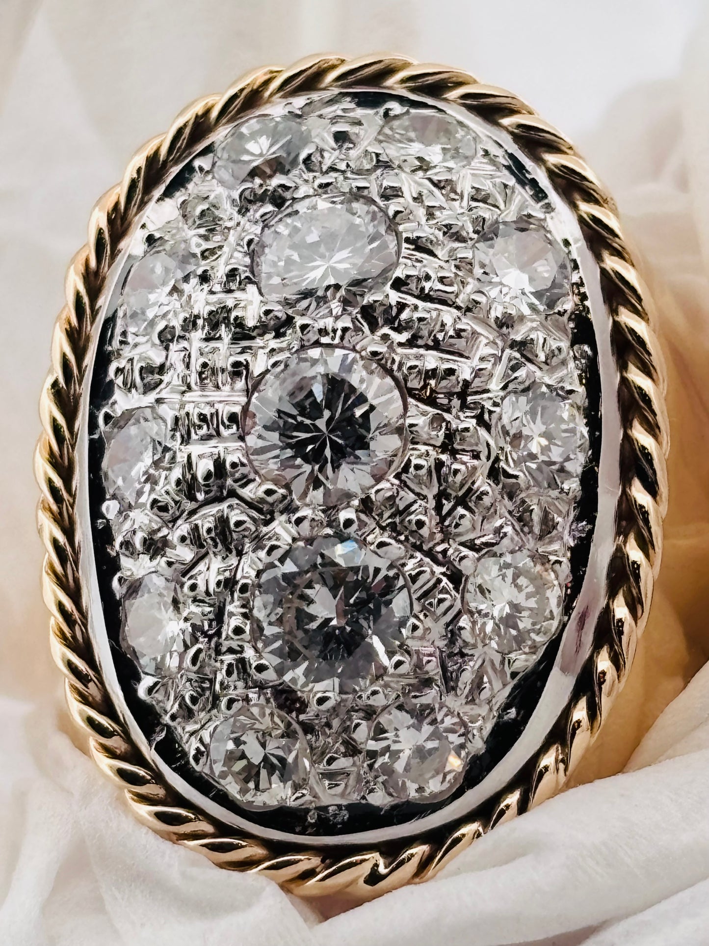 Vintage Diamond Ring in 18K Yellow Gold & Platinum