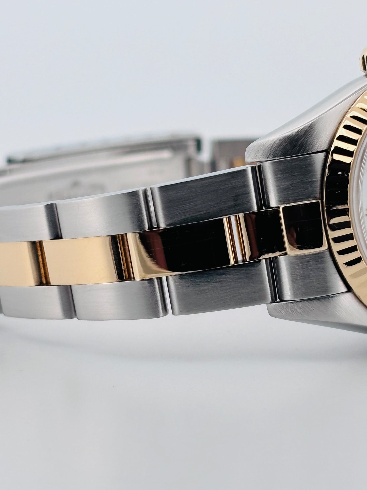 Rolex Lady-Datejust 26 White Roman Dial – Ref. 69173