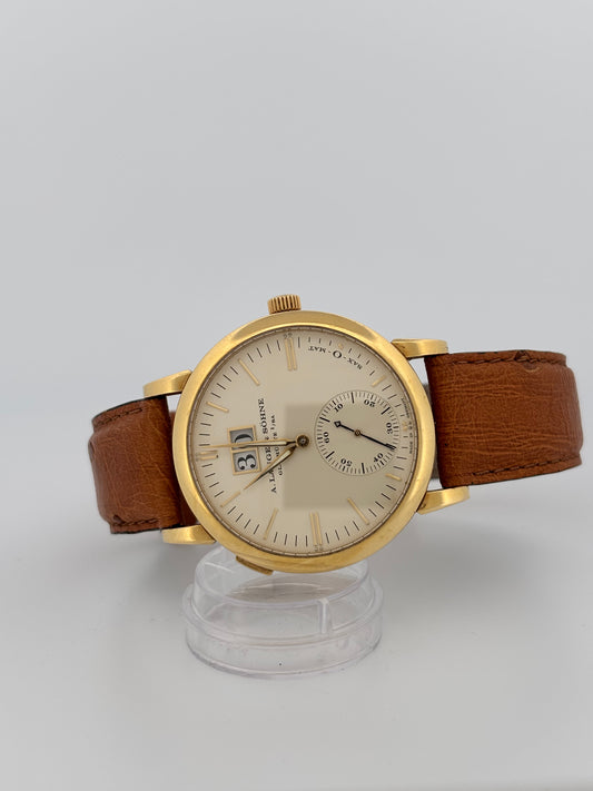 A. LANGE & SÖHNE | SAXONIA Automatik réf. 118.270 | Or jaune 18k | Cadran champagne
