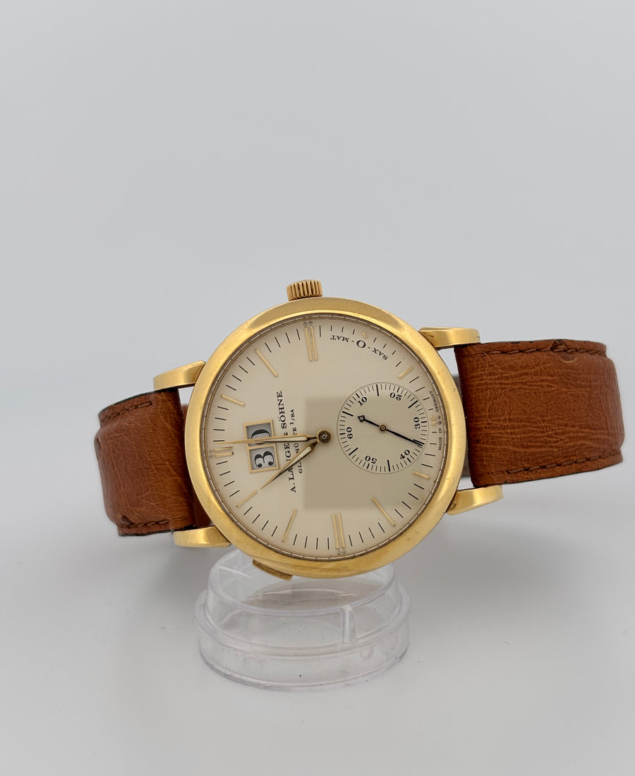 A. LANGE & SÖHNE | SAXONIA Automatik réf. 118.270 | Or jaune 18k | Cadran champagne