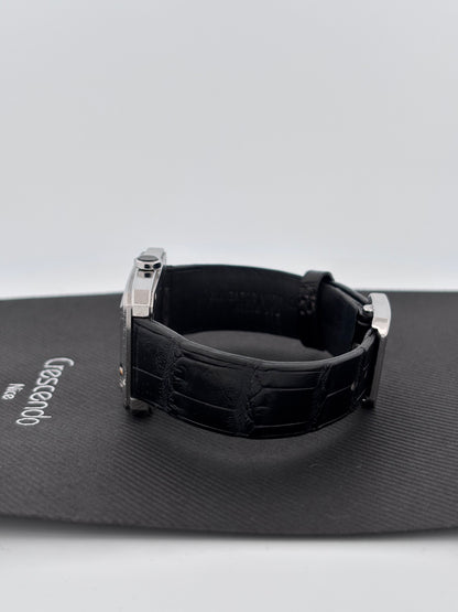 CHANEL | Montre Boy·Friend | Acier | Cadran noir laqué | Bracelet cuir alligator noir