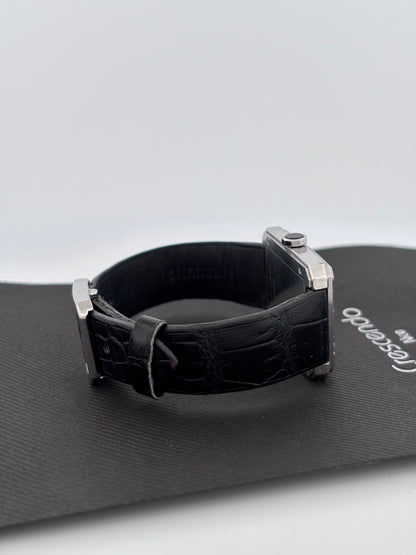 CHANEL | Montre Boy·Friend | Acier | Cadran noir laqué | Bracelet cuir alligator noir