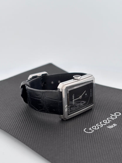 CHANEL | Montre Boy·Friend | Acier | Cadran noir laqué | Bracelet cuir alligator noir