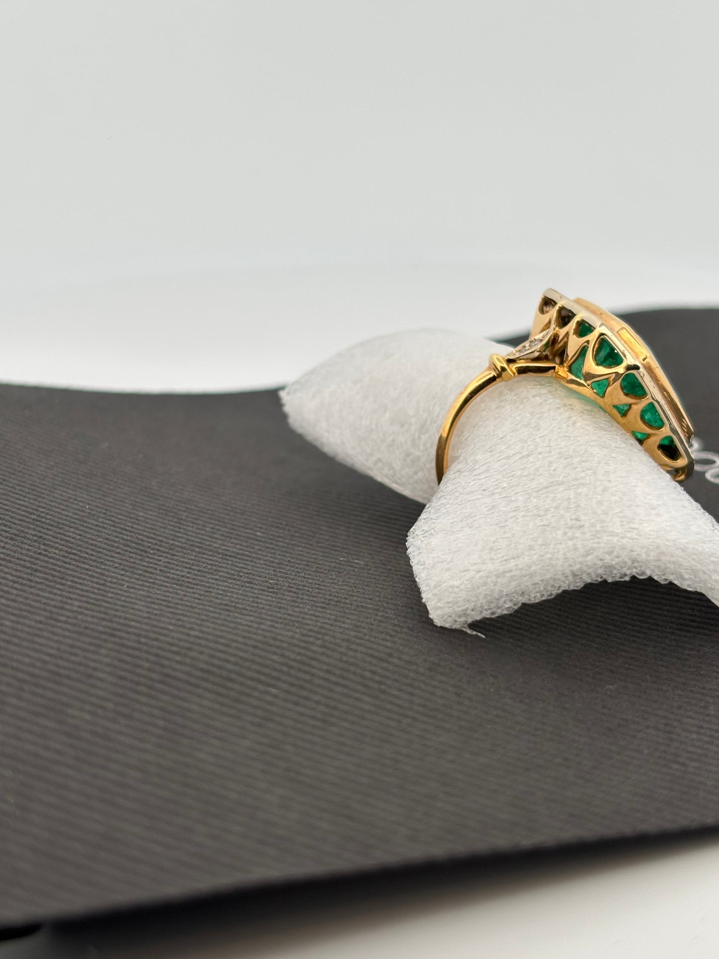 ÉMERAUDE | Colombie | 12 carats | Vert Vif | Taille Carrée