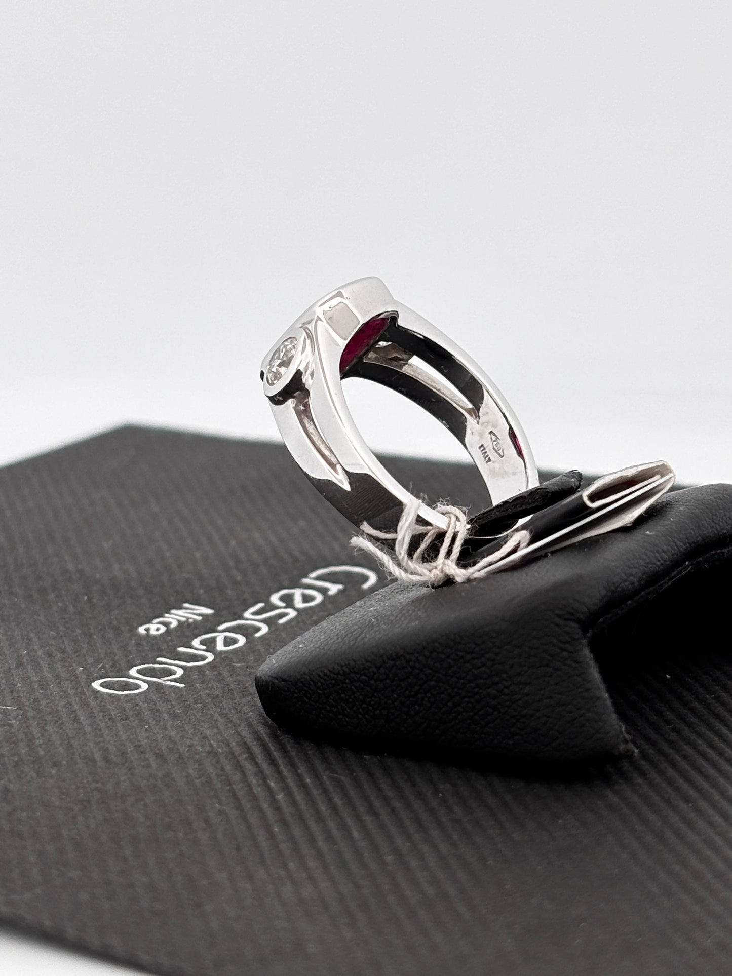 BAGUE RUBIS NON CHAUFFÉ | Or blanc 18k | 3,00 ct | Taille 58 | 9 g