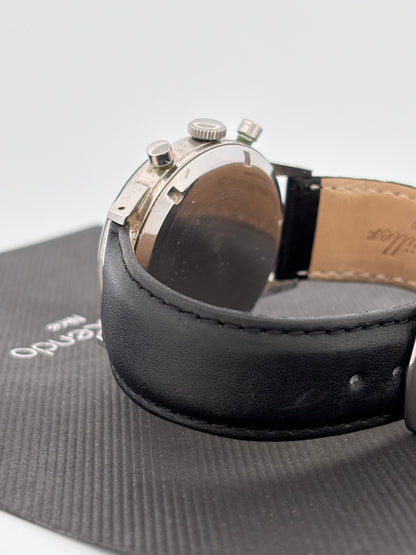 Chronographe | Suisse | Acier | Mécanique Manuel | Triple Calendrier | Circa 1950