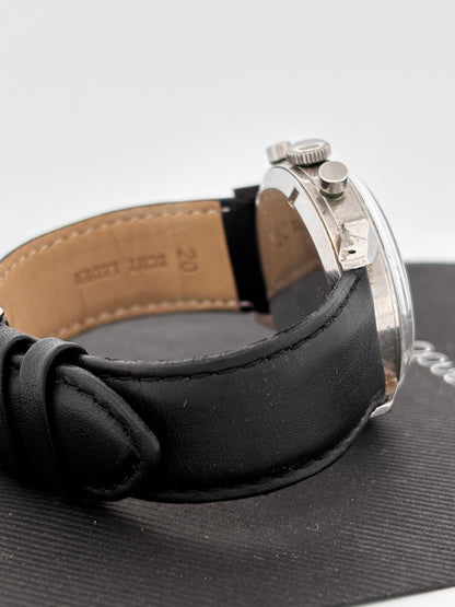 Chronographe | Suisse | Acier | Mécanique Manuel | Triple Calendrier | Circa 1950