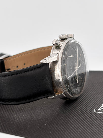 Chronographe | Suisse | Acier | Mécanique Manuel | Triple Calendrier | Circa 1950