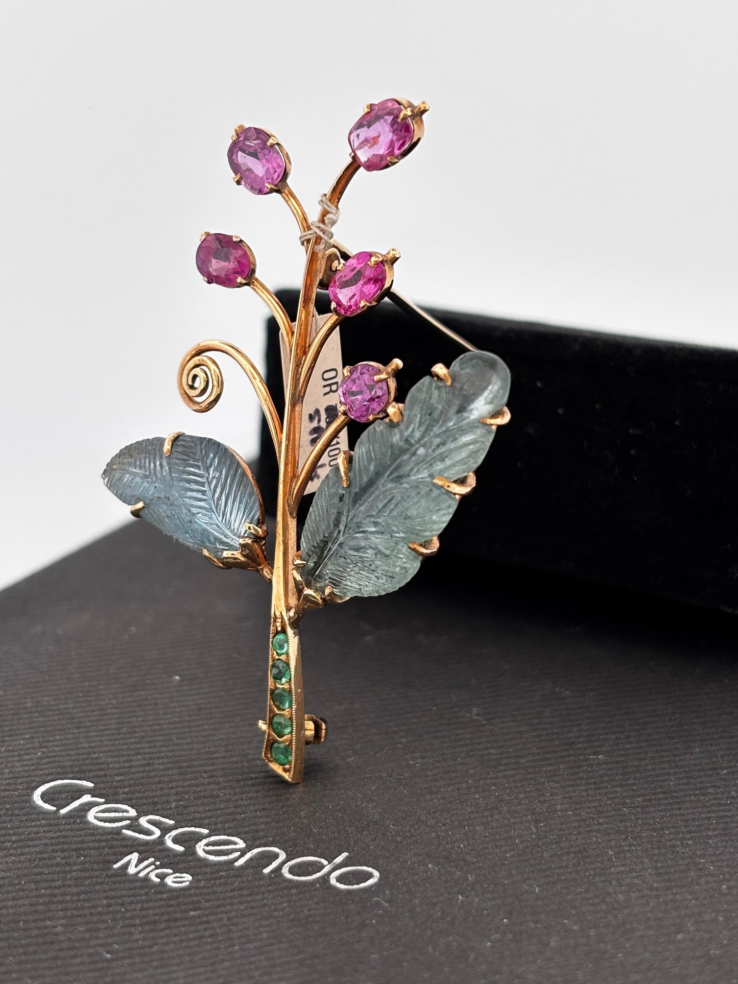 Broche gold rubi eme