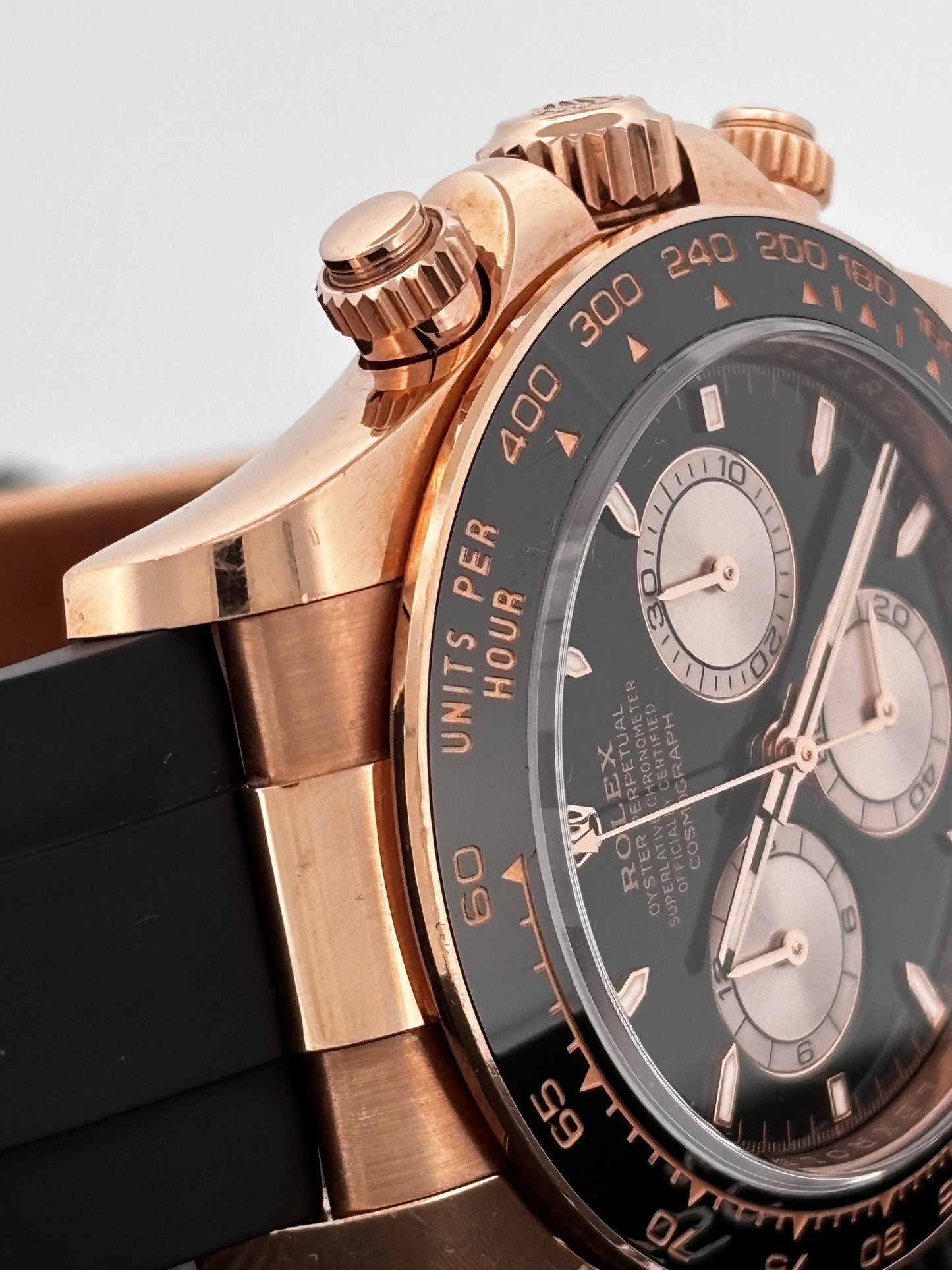 ROLEX – Daytona "Everose Gold" | Chronographe Cosmograph | Or rose 18K | Bracelet Oysterflex