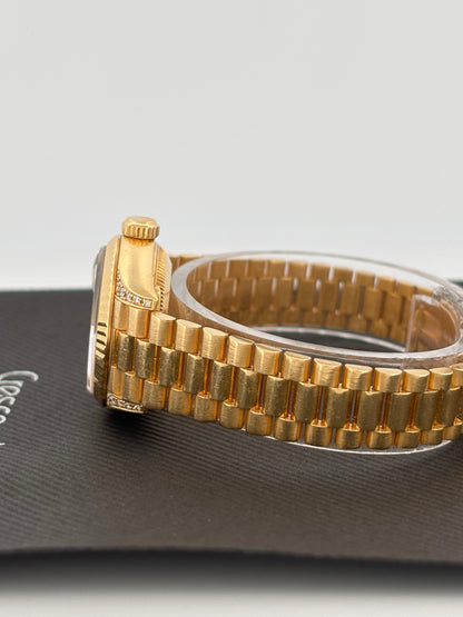 ROLEX – Lady-Datejust | Or jaune 18K | Cadran champagne diamants | Bracelet Président