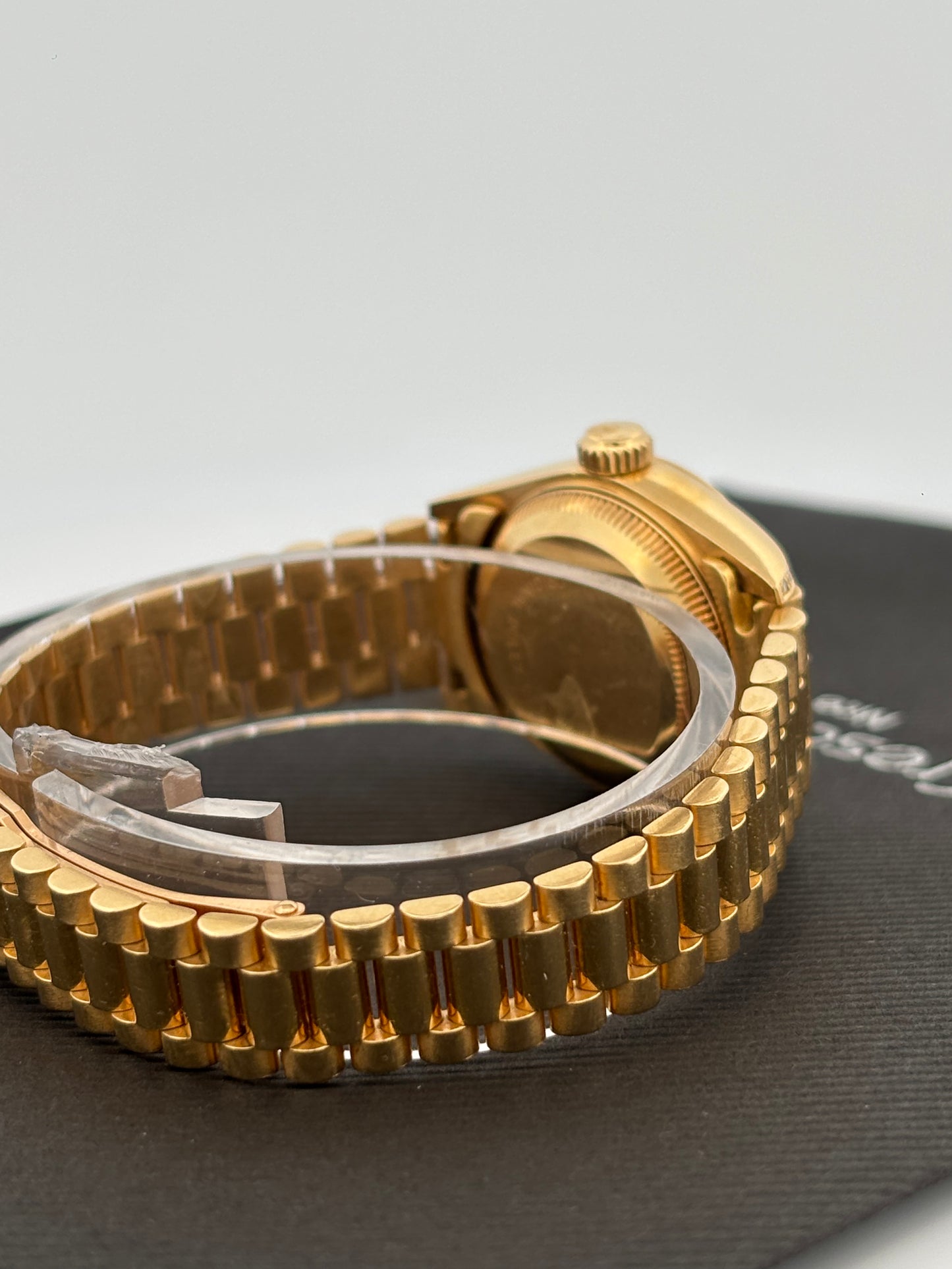 ROLEX – Lady-Datejust | Or jaune 18K | Cadran champagne diamants | Bracelet Président