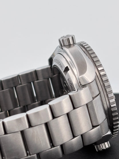 OMEGA – Seamaster Planet Ocean | 600M Co-Axial | Acier | Calibre 8500