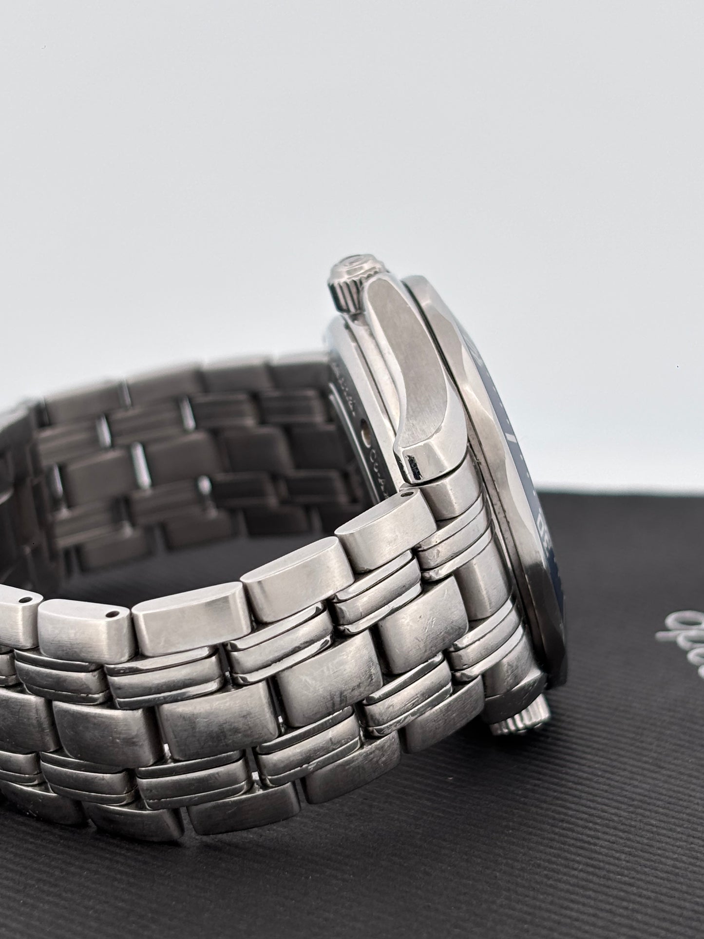 OMEGA – Seamaster Diver 300M | Co-Axial | Acier | Cadran Bleu