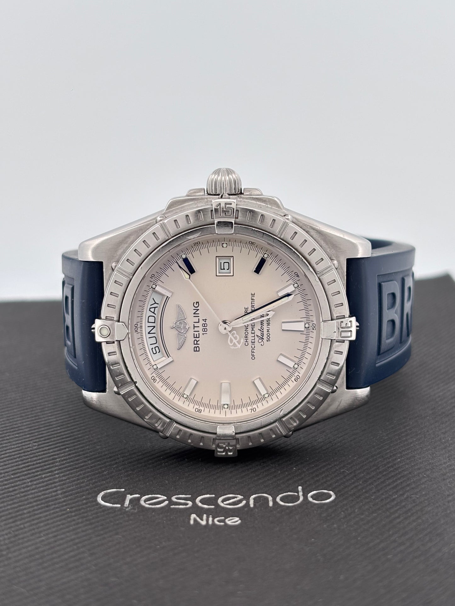 BREITLING – Headwind Day-Date | Automatique | Acier | 43 mm