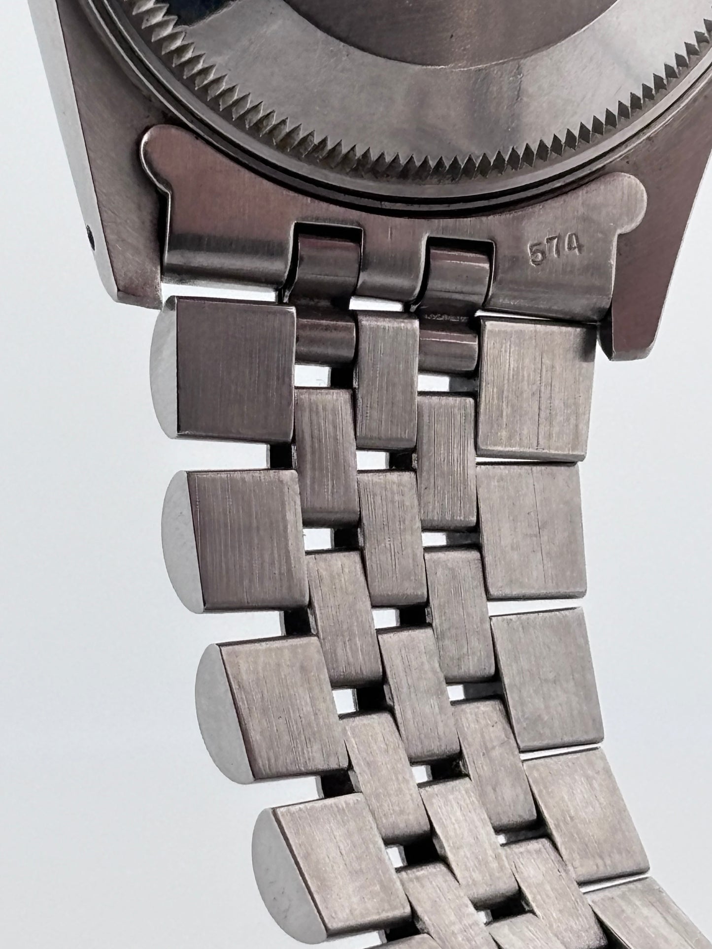 ROLEX – Oyster Perpetual Date 34 mm | Acier | Jubilee | Automatique | Circa années 1990