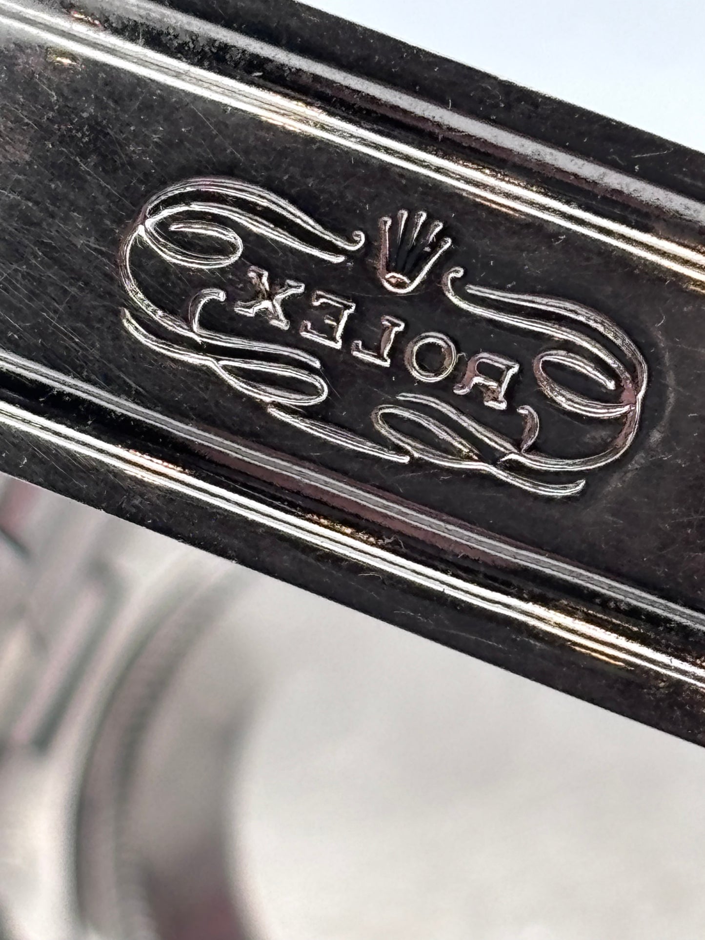 ROLEX – Oyster Perpetual Date 34 mm | Acier | Oyster | Automatique | Circa début années 1990